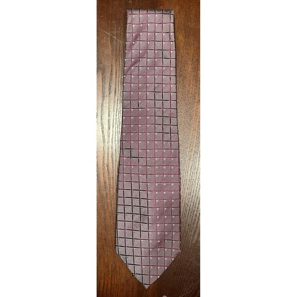 Geoffrey Beene 100% Silk Men’s Necktie Made in USA - Picture 1 of 4